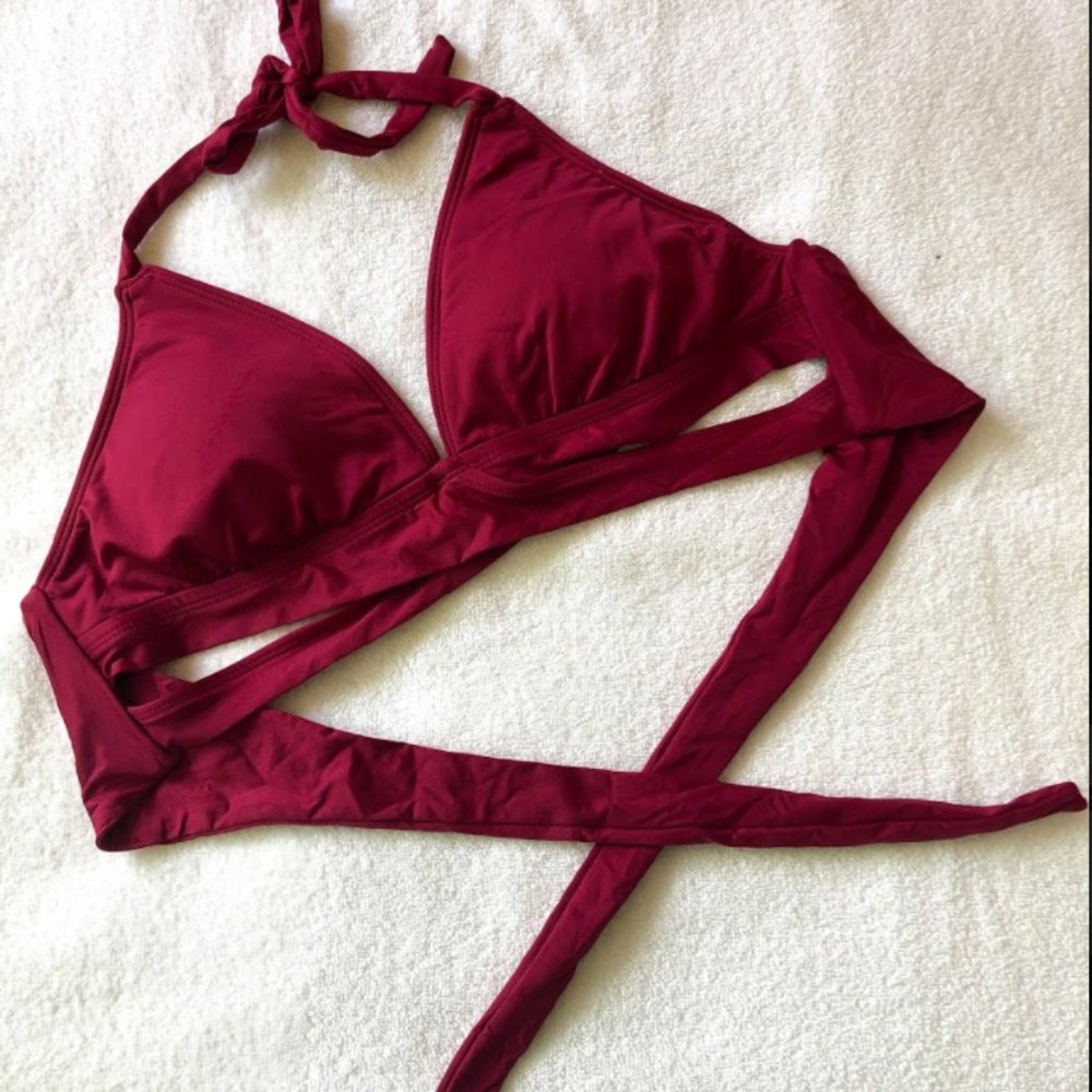 Plum criss-cross strap bikini top